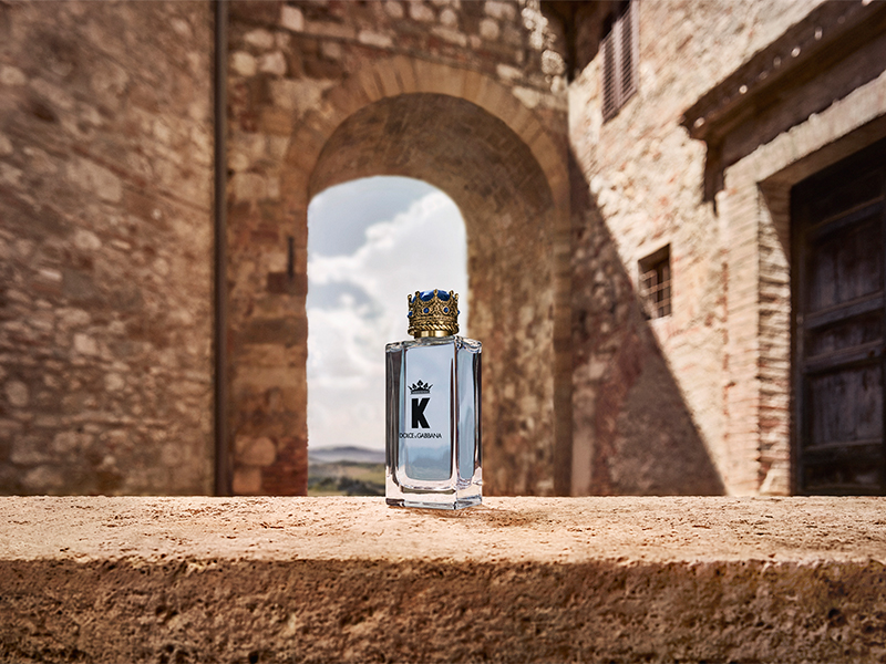 أظهر فرادتك مع عطر Dolce and Gabbana الجديد للرجال